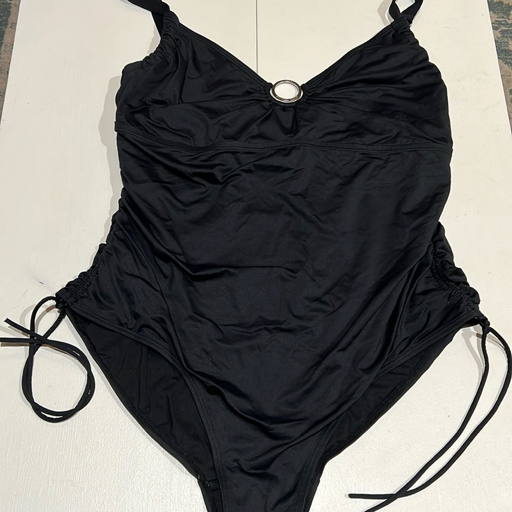 Michael Kors one piece swimsuit 24W style number MP67118R